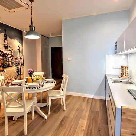 Apartament Rentplanet - Półwiejska Poznań